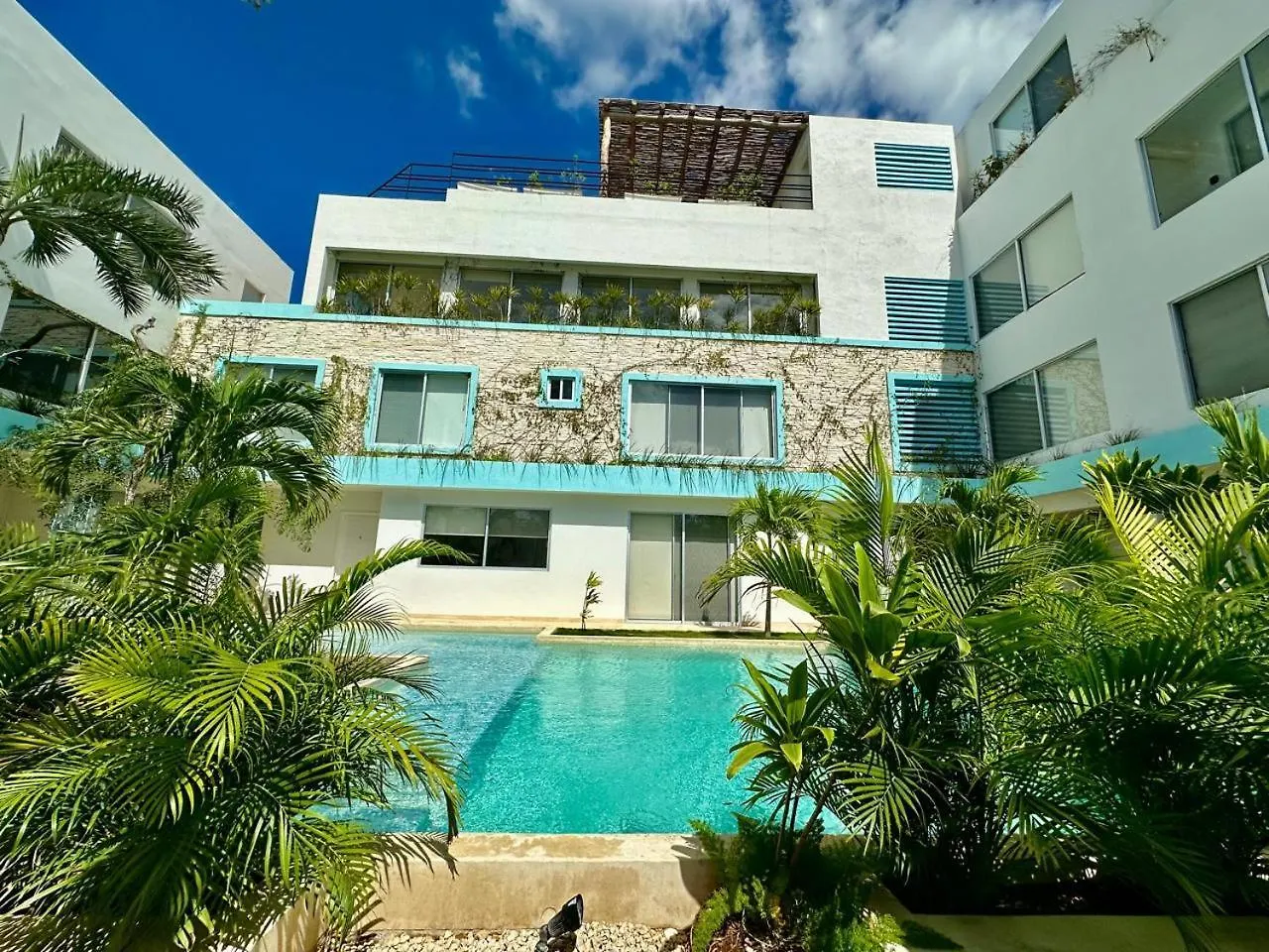Rosa Azul Tulum Aparthotel